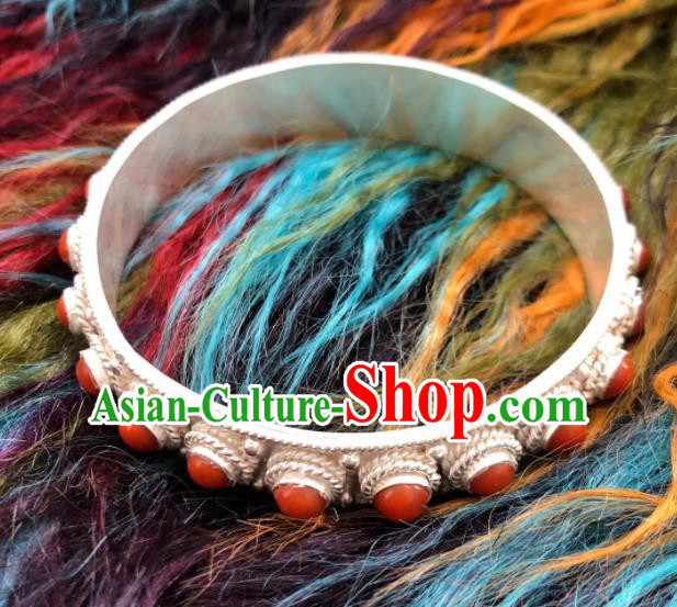 Chinese Traditional Zang Nationality Sliver Bracelet Tibetan Ethnic Bangle Accessories for Women