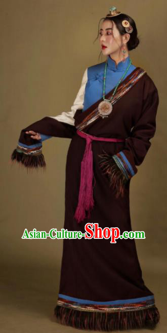 Chinese Traditional Brown Tibetan Robe Zang Nationality Female Dress Ethnic Costume for Women