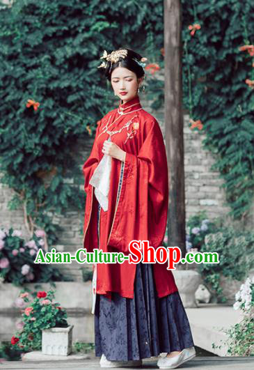 Asian Chinese Ancient Court Queen Embroidered Hanfu Dress Traditional Ming Dynasty Imperial Empress Wedding Historical Costume for Women