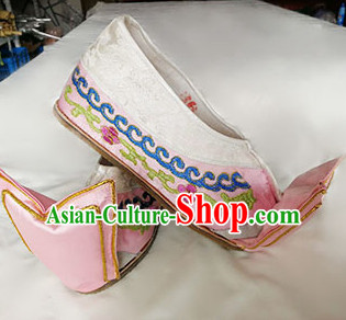 Chinese Traditional Beijing Opera Pink Embroidered Shoes Ancient Princess Hanfu Shoes for Adults