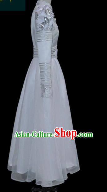 Traditional Chinese Mongol Ethnic Bride White Dress Mongolian Minority Folk Dance Embroidered Costume for Women