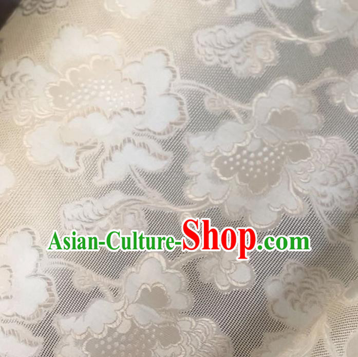 Asian Chinese Classical Twine Flowers Pattern White Satin Drapery Gambiered Guangdong Gauze Brocade Traditional Cheongsam Brocade Silk Fabric