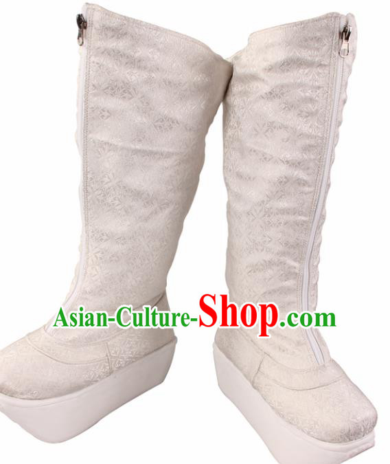 Traditional Chinese Beijing Opera Takefu White Boots Handmade Ancient Swordsman Shoes for Men