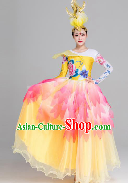 Traditional Chinese Classical Dance Chorus Yellow Dress Stage Show Opening Dance Costume for Women