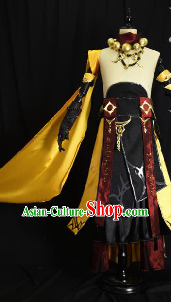 Chinese Ancient Cosplay Beggar Knight Golden Clothing Traditional Hanfu Swordsman Costume for Men