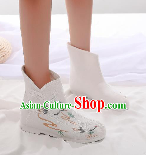 Asian Chinese Traditional Embroidered Crane White Boots Hanfu Shoes National Cloth Shoes for Women