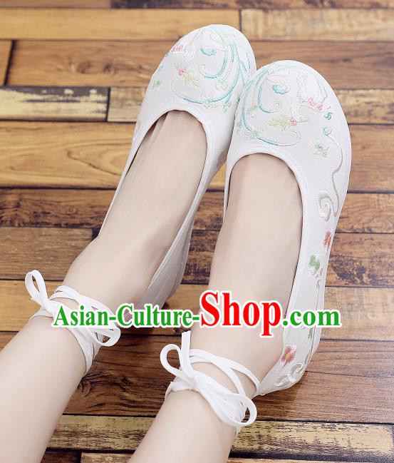 Asian Chinese Classical Dance Embroidered Deer White Shoes Traditional Hanfu Shoes National Cloth Shoes for Women