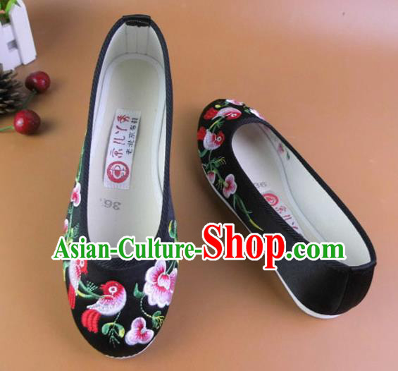 Asian Chinese National Embroidered Peach Blossom Black Shoes Ancient Princess Satin Shoes Traditional Hanfu Shoes for Women