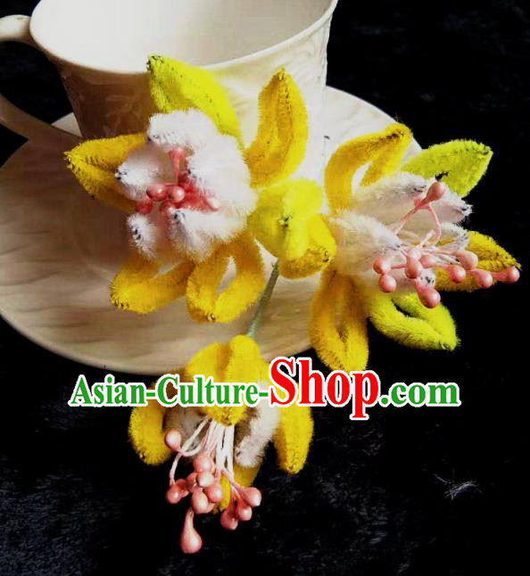Chinese Handmade Qing Dynasty Court Yellow Velvet Forsythia Hairpins Traditional Ancient Hanfu Hair Accessories for Women