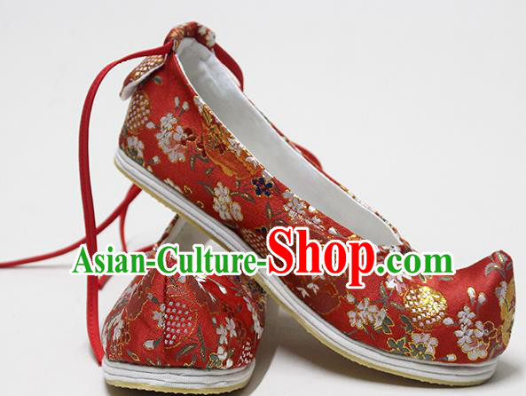 Traditional Chinese Red Blood Stained Shoes Handmade Wedding Hanfu Shoes Ancient Princess Shoes for Women