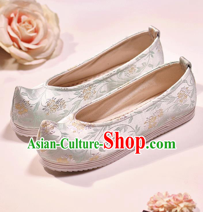 Asian Chinese Ming Dynasty Light Green Satin Shoes Embroidered Shoes Traditional Opera Shoes Hanfu Shoes for Women