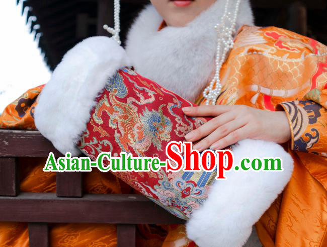 Chinese Traditional Ming Dynasty Imperial Consort Raglan Sleeve Ancient Palace Winter Red Oversleeve for Women