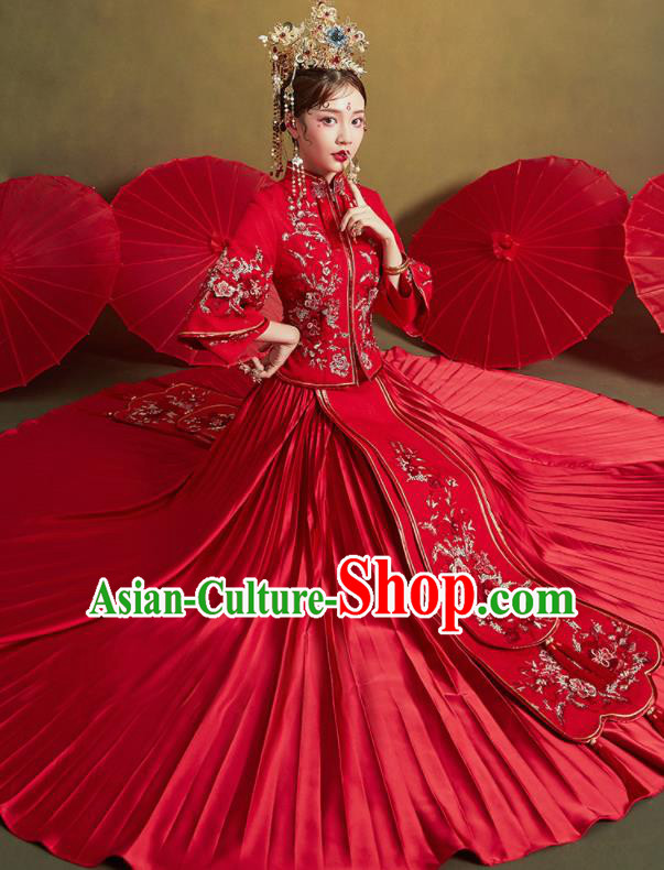 Chinese Traditional Wedding Xiu He Suit Embroidered Peony Red Blouse and Dress Ancient Bride Costumes for Women