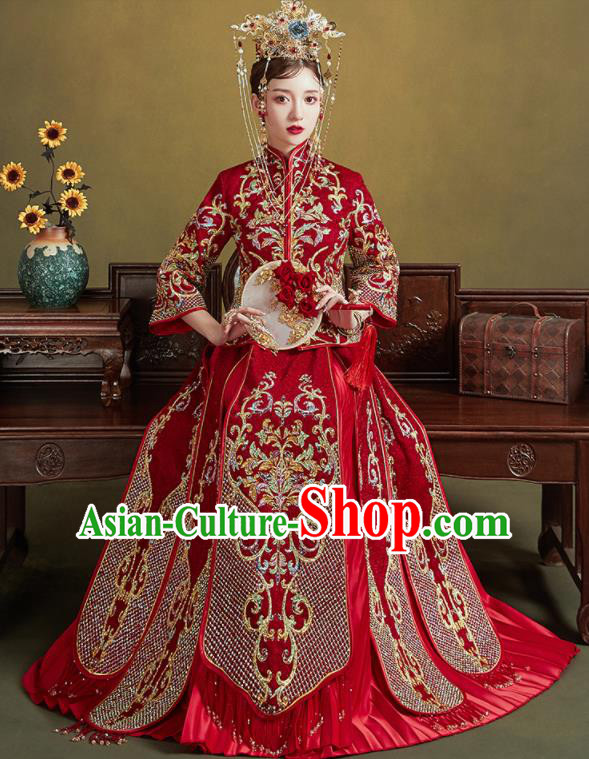 Chinese Traditional Embroidered Wedding Red Drilling Xiu He Suit Blouse and Tassel Dress Ancient Bride Costumes for Women