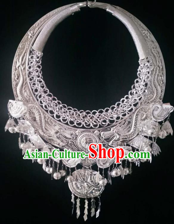 Chinese Handmade Traditional Miao Nationality Sliver Carving Necklace Ethnic Wedding Bride Accessories for Women