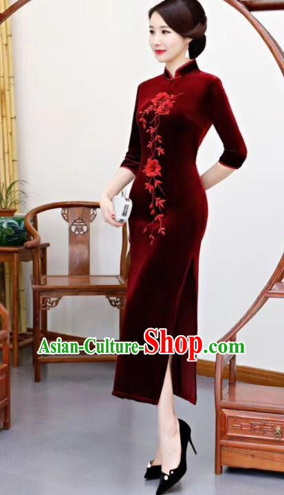 Chinese Traditional Qipao Dress Purplish Red Velvet Cheongsam National Costumes for Women