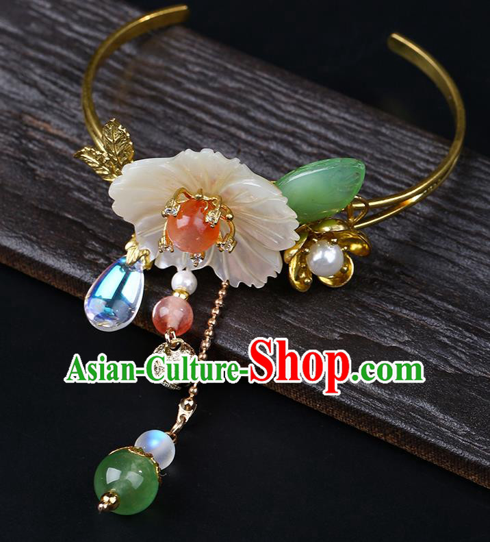 Chinese Handmade Shell Flower Bracelet Classical Jewelry Accessories Ancient Hanfu Golden Bangle for Women