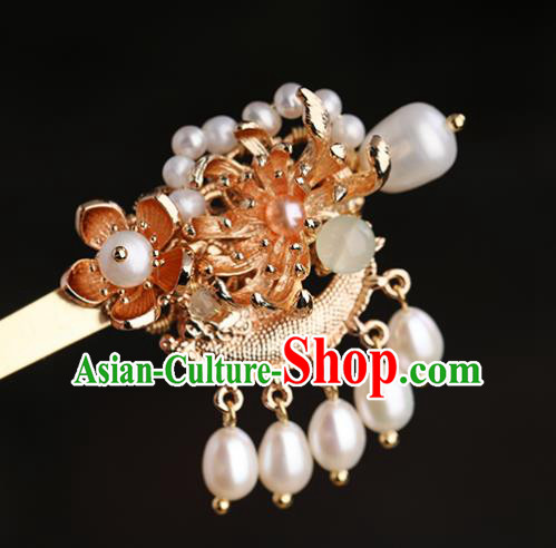 Chinese Classical Palace Golden Chrysanthemum Hair Sticks Handmade Hanfu Hair Accessories Ancient Ming Dynasty Princess Pearls Hairpins