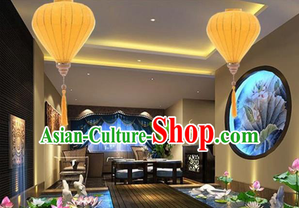 Chinese Traditional Lucky Pattern Yellow Silk Palace Lanterns Handmade Hanging Lantern Classical Festive New Year Tulip Lamp