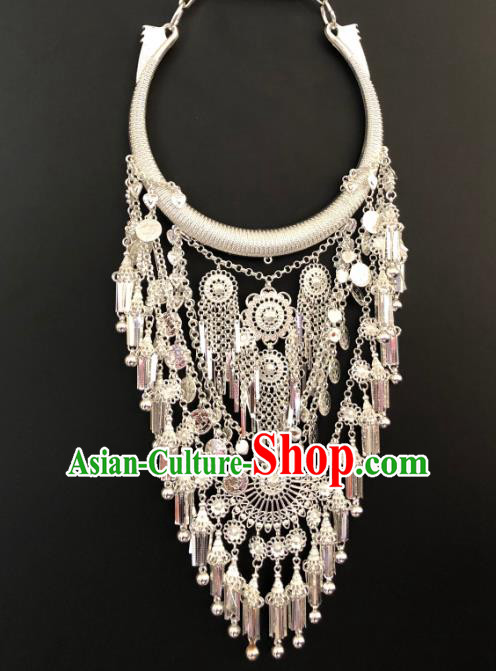 Chinese Yunnan Nationality Silver Necklace Handmade Longevity Lock Accessories Miao Ethnic Bride Jewelry