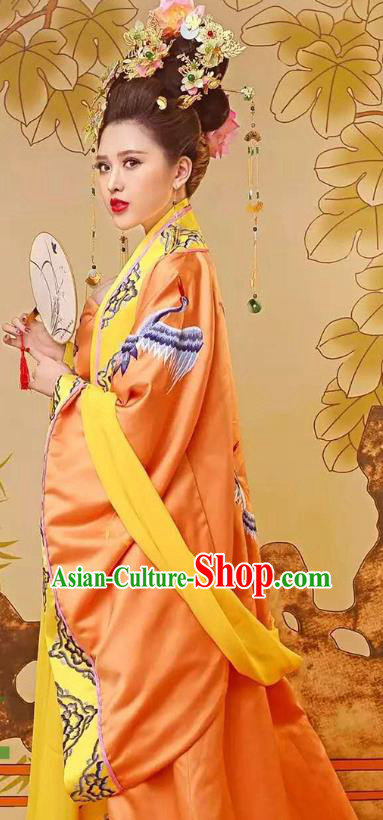 Chinese Tang Dynasty Empress Costumes Ancient Imperial Consort Yellow Hanfu Dress Embroidered Court Clothing and Headpieces