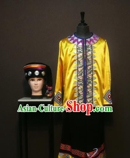 China Traditional Yunnan Nationality Costumes Tu Ethnic Folk Dance Clothing Nu Minority Men Golden Shirt Pants and Headwear