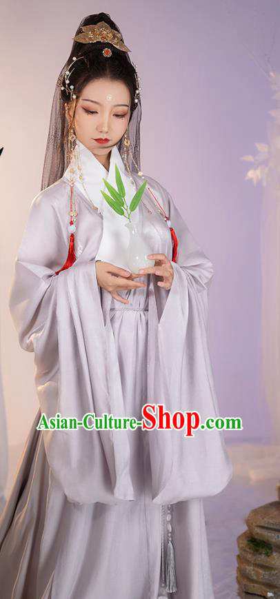 China Ming Dynasty Taoist Nun Apparels Ancient Hanfu Grey Robe Frock Costume for Women