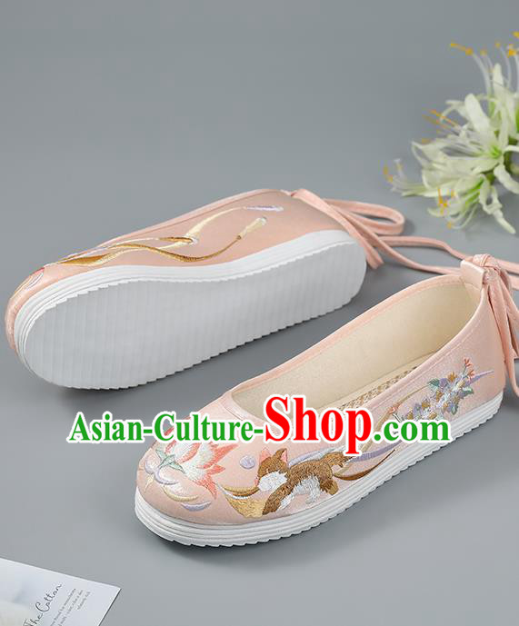 China Traditional Hanfu Shoes Ming Dynasty Princess Shoes Pink Cloth Shoes Embroidered Flowers Shoes