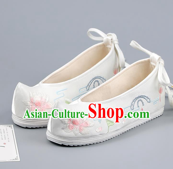 China Embroidered Lotus Shoes Han Dynasty Shoes Traditional Hanfu Shoes Princess Shoes White Cloth Shoes