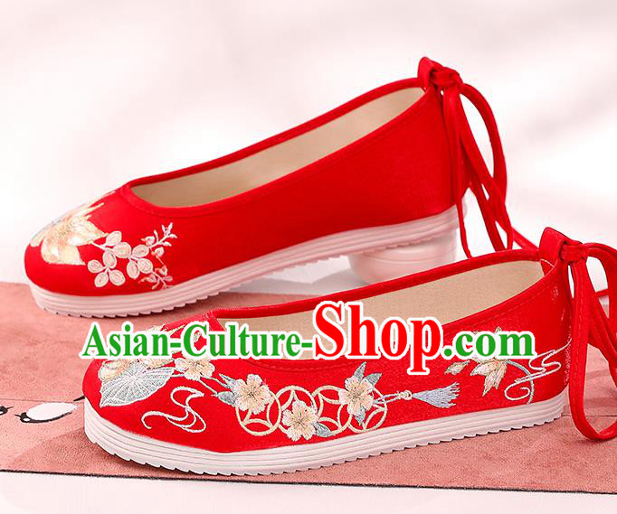 China Bride Shoes Hanfu Shoes Traditional Cloth Shoes Handmade Shoes Embroidered Lotus Shoes Wedding Shoes