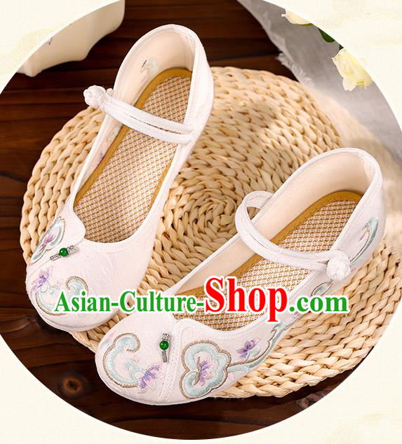 Handmade China National Shoes Hanfu Shoes Traditional Cloth Shoes Embroidered White Shoes