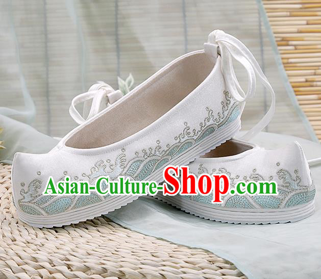 China White Cloth Shoes Traditional Embroidered Shoes Hanfu Shoes Handmade Shoes National Shoes