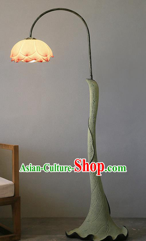 China Iron Art Floor Lamp Traditional Home Decorations Handmade Lotus High Lantern