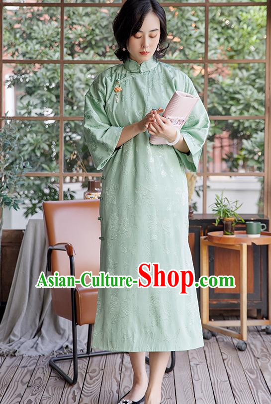 China Classical Light Green Cheongsam Traditional Women Silk Qipao Dress National Female Clothing