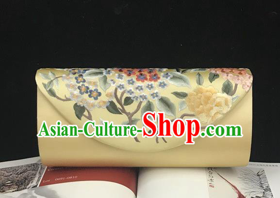 China Yellow Silk Handbag Traditional Cheongsam Embroidered Accessories Handmade Suzhou Embroidery Hydrangea Clutch Bag