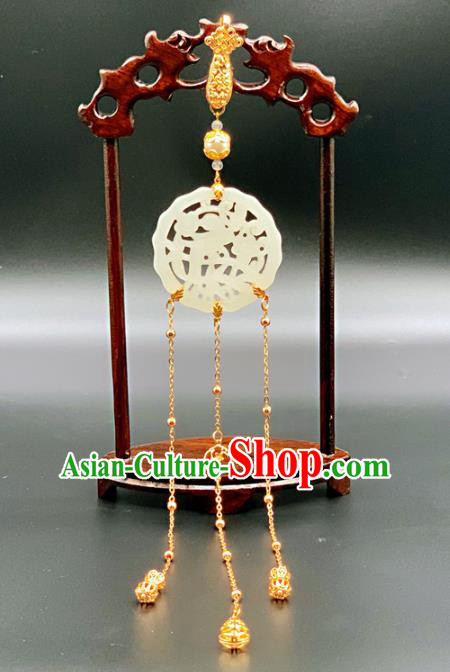 China Cheongsam Jade Tassel Pendant Handmade Brooch National Women Golden Bells Accessories