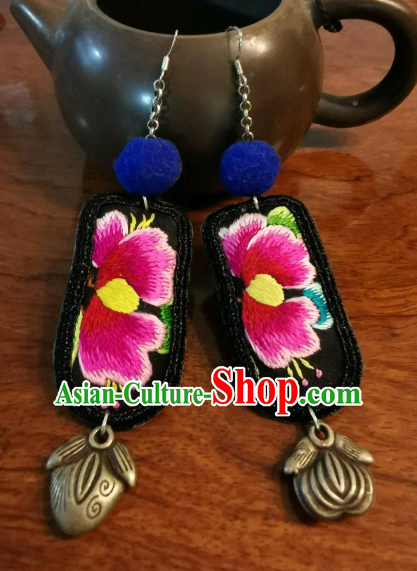 Traditional China Silver Carving Jewelry Handmade Ear Accessories Ethnic Black Embroidered Earrings for Women