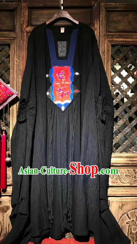 Chinese Embroidered Black Dress National Clothing Traditional Women Embroidery Robe Costume