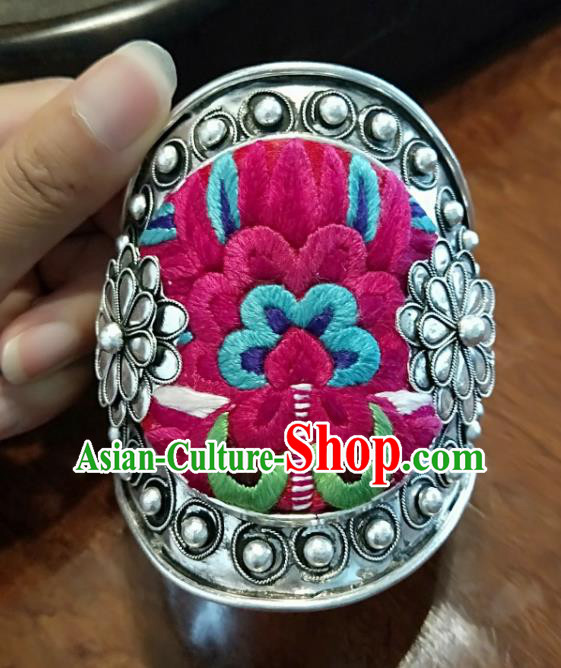 China Traditional Miao Ethnic Embroidered Bangle Accessories Handmade Women Jewelry National Silver Bracelet