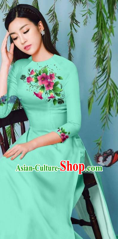 Light Green Long Dress Cheongsam with Loose Pants Outfits Traditional Vietnamese Beauty Fashion Asian Vietnam Ao Dai Clothing