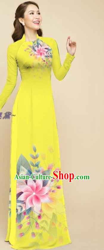 Bright Yellow Traditional Vietnam Women Clothing Oriental Beauty Cheongsam Ao Dai Qipao Dress with Loose Pants Outfits Vietnamese Bridal Fashion