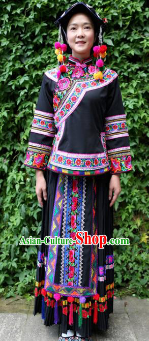 China Guizhou Puyi Ethnic Women Clothing Traditional Bouyei Nationality Folk Dance Black Blouse and Long Skirt with Hat