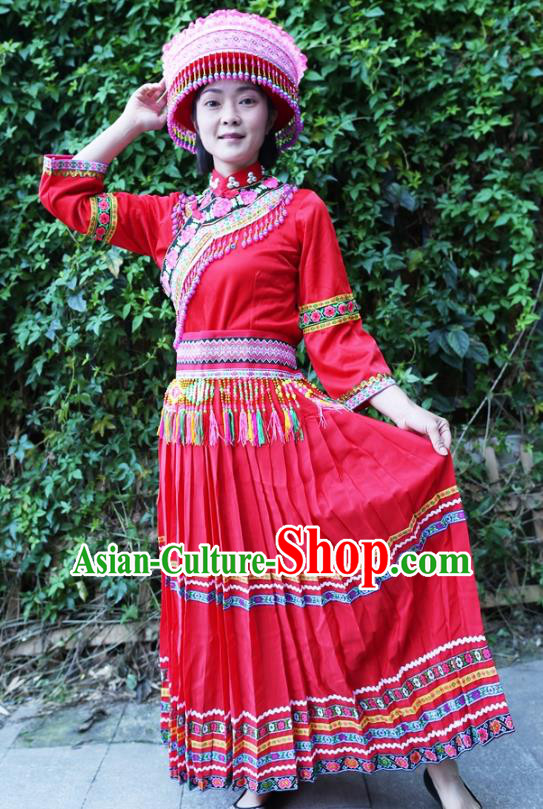 China Yunnan Lisu Nationality Red Blouse and Long Skirt Traditional Ethnic Women Uniforms with Headpiece Embroidered Belt