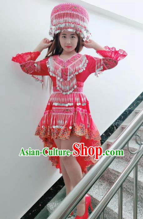 China Yao Nationality Red Short Dress Ethnic Women Apparels Minority Wedding Costumes and Hat