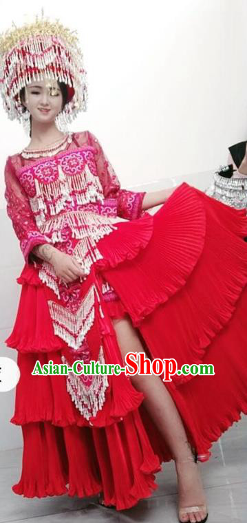 China Yunnan Miao Ethnic Bride Clothing Travel Photography Red Dress Minority Wedding Costume with Headpiece