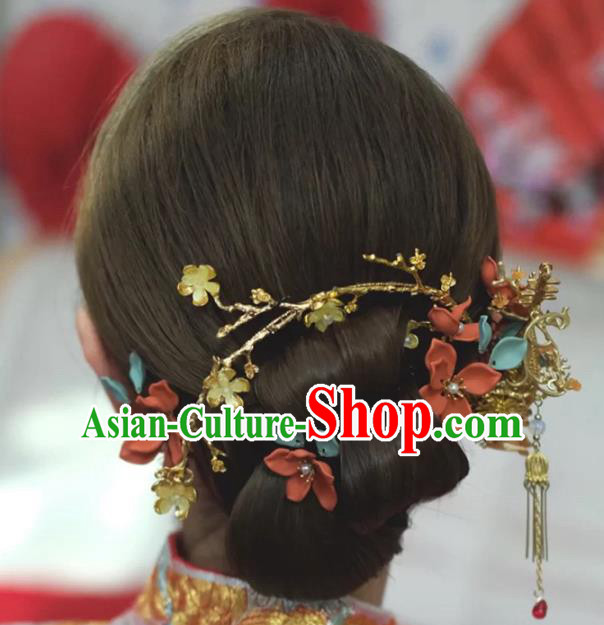 Chinese Wedding Golden Plum Hairpin Traditional Classical Hair Accessories Xiuhe Suit Hair Clasp