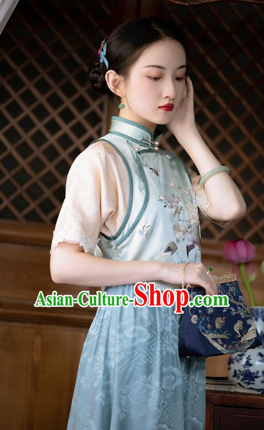 Chinese Classical Embroidered Light Green Dress Traditional National Costume Women Cheongsam