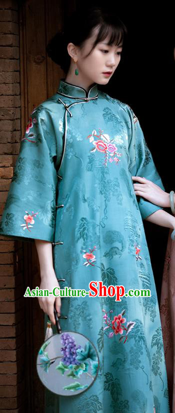 China National Women Embroidered Peony Dress Classical Green Silk Cheongsam Traditional Qipao Costume