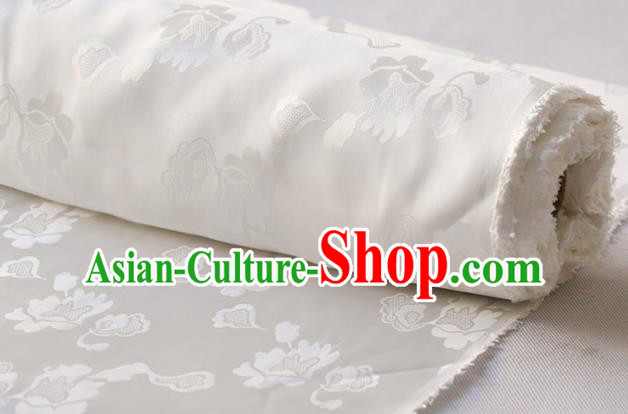 Asian Chinese Traditional Pattern Design White Silk Drapery Mulberry Silk Fabric Hanfu Satin Cloth