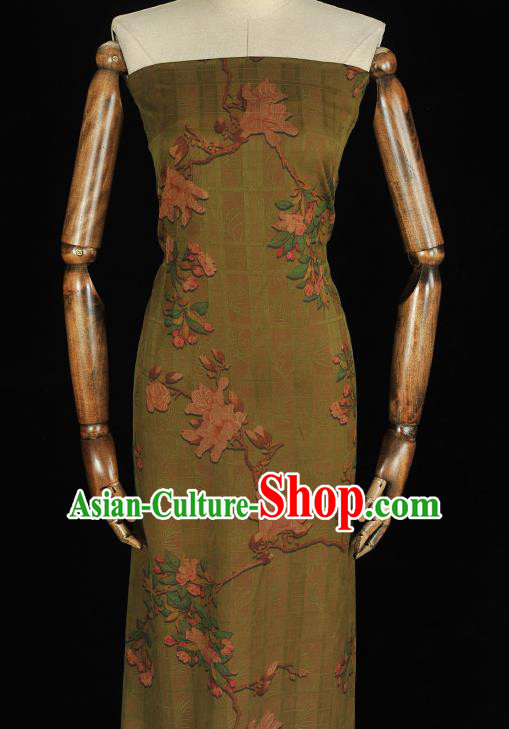 Chinese Traditional Cheongsam Cloth Green Gambiered Guangdong Gauze Classical Begonia Pattern Silk Fabric